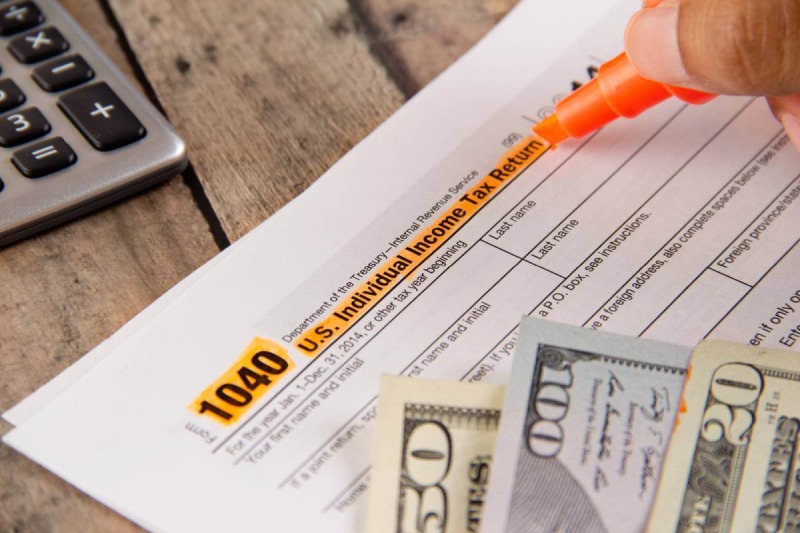 Tax Season Software or a Orange County, California Tax Pro? Making the Right Call