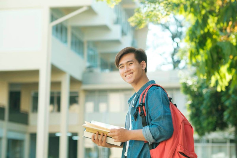 Who Can Claim the American Opportunity Tax Credit? Guidance for Orange County Parents