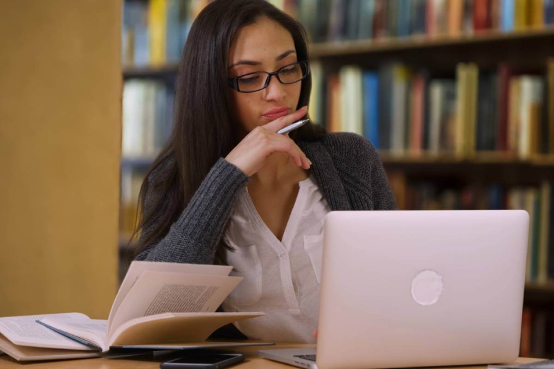 How Does the Lifetime Learning Credit Work for Orange County Students, Parents, and Professionals?